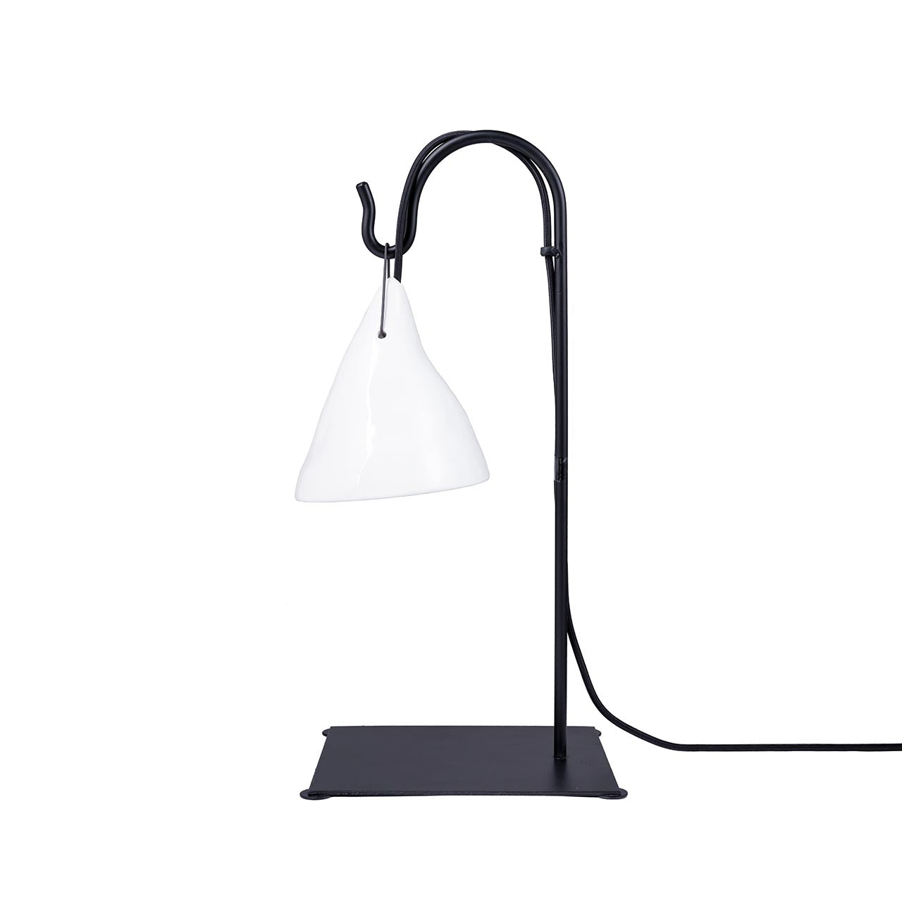 Lámpara Ruca Base Fierro Velador (50cms de alto)