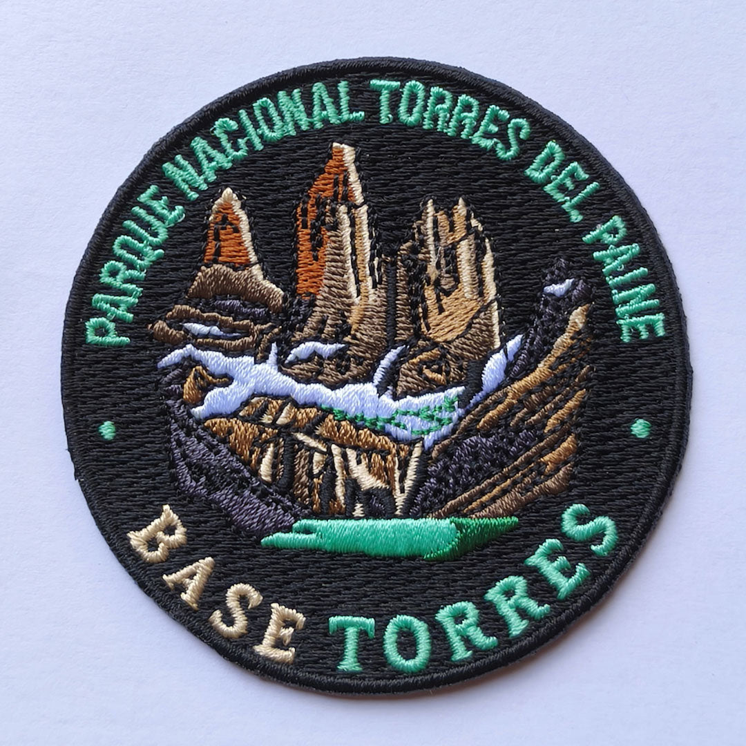 Parche Bordado Base Torres - Creado en Chile
