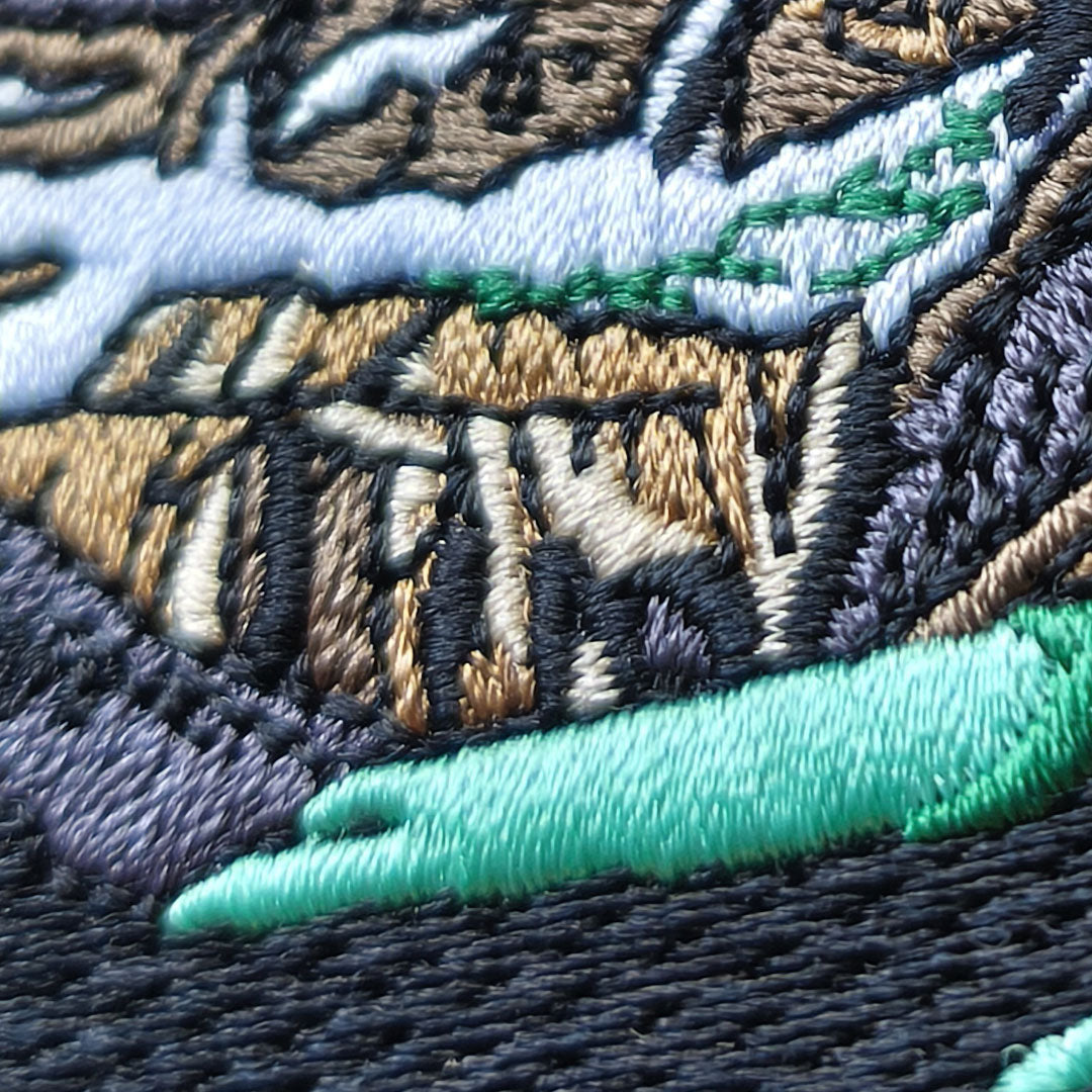 Parche Bordado Base Torres - Creado en Chile