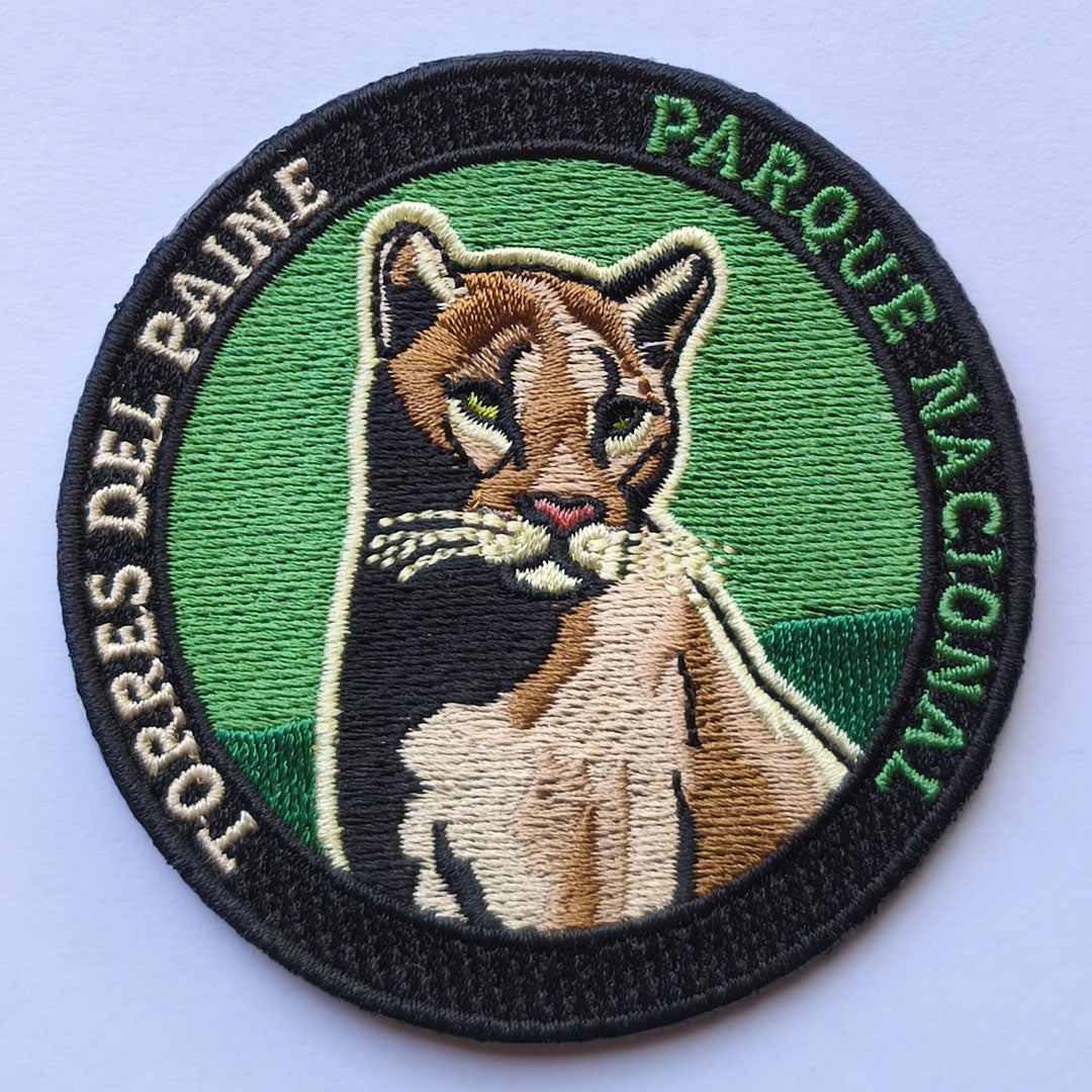 Parche Bordado Puma Torres del Paine - Creado en Chile