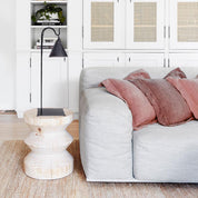 Lámpara Ruca Base Fierro Mesa (75cms de alto)