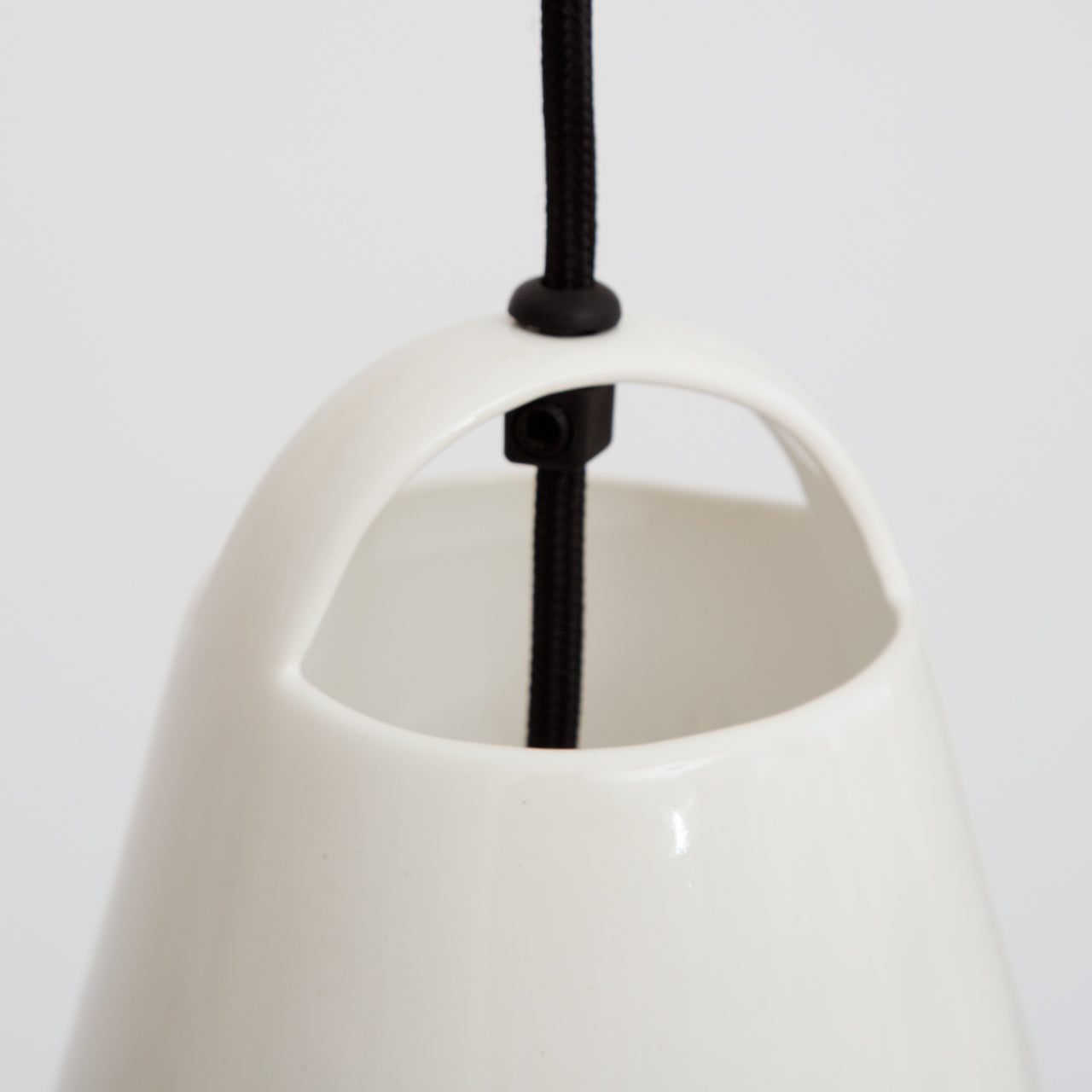 Lámpara Cencerro Cerámica de Muro Brazo Movil