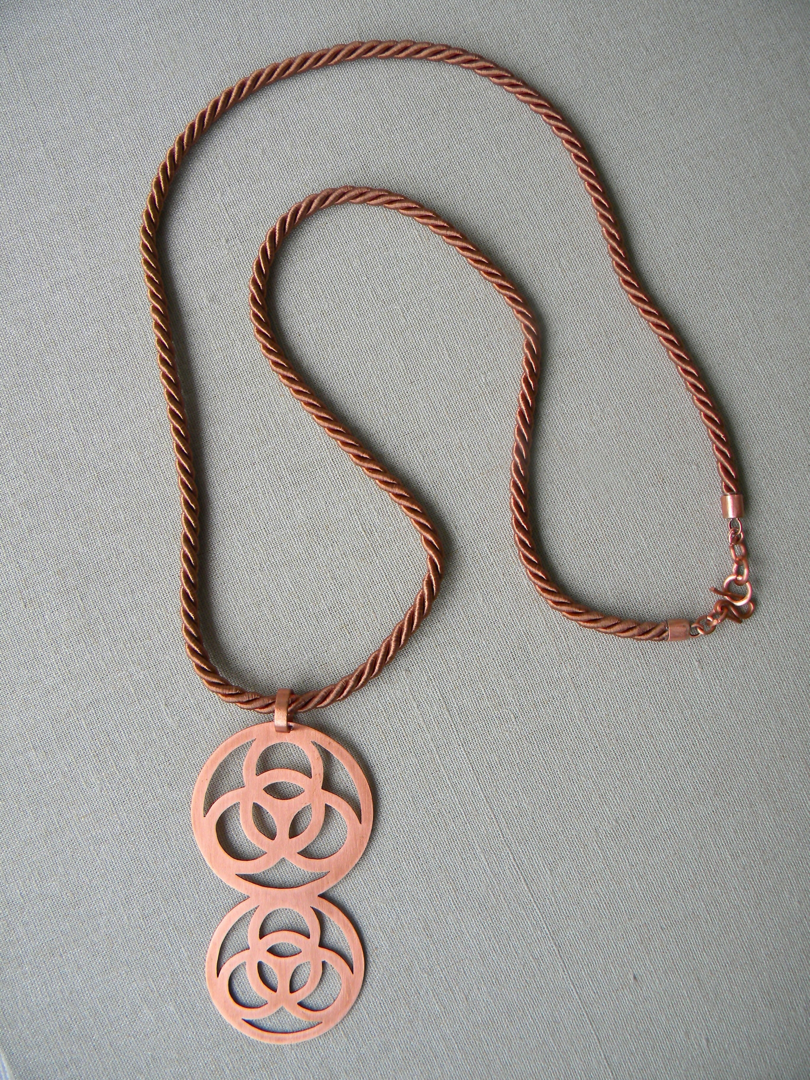 COLLAR COBRE SEDA LARGO MULTICIRCULO GRANDE