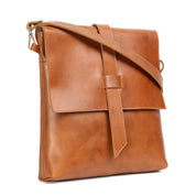 bandolera-cuero-PAZ-tostado-diagonal