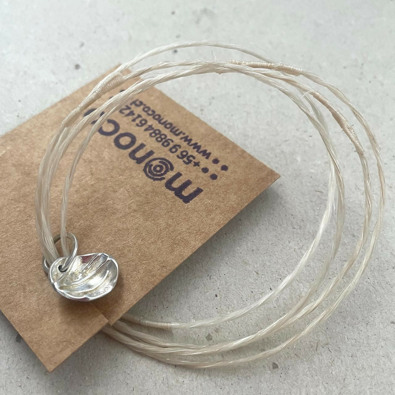 pulsera argollas crin blanco cucharita (valpo)