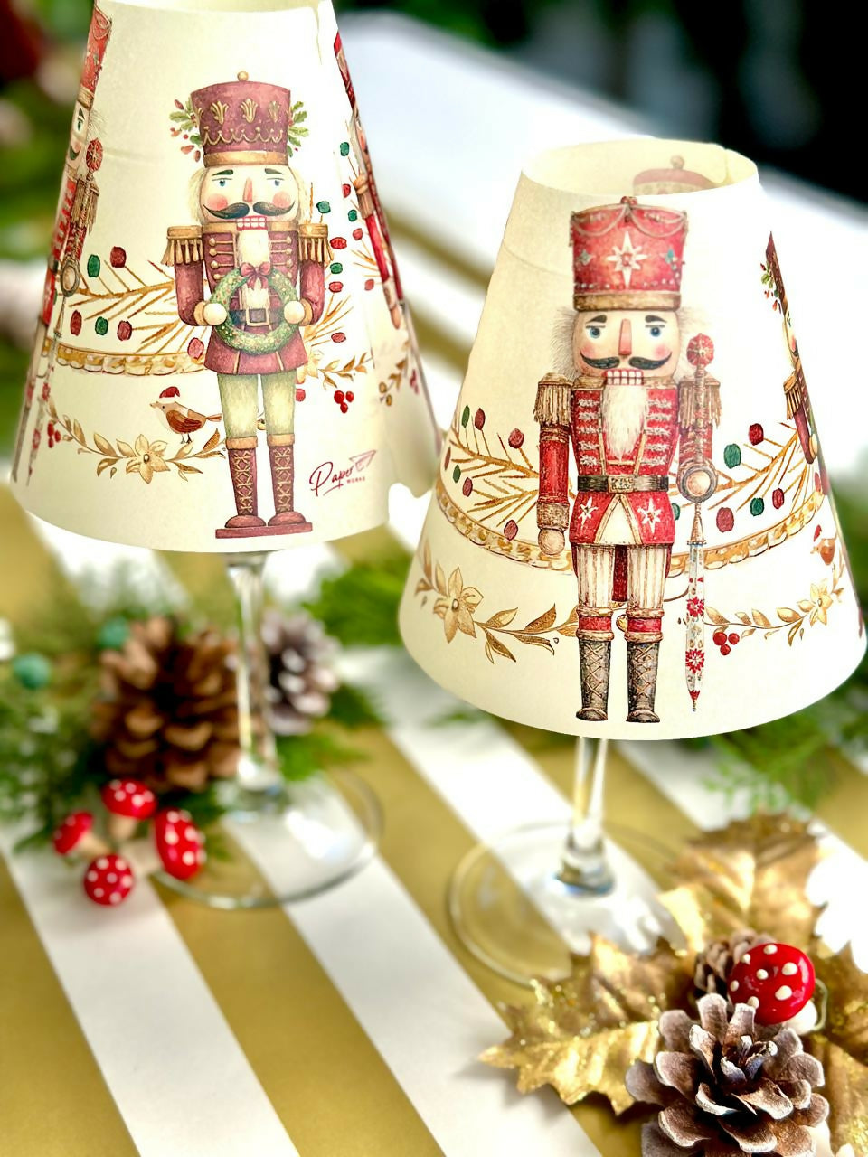 Pantallas para Copas Cascanueces Dorado