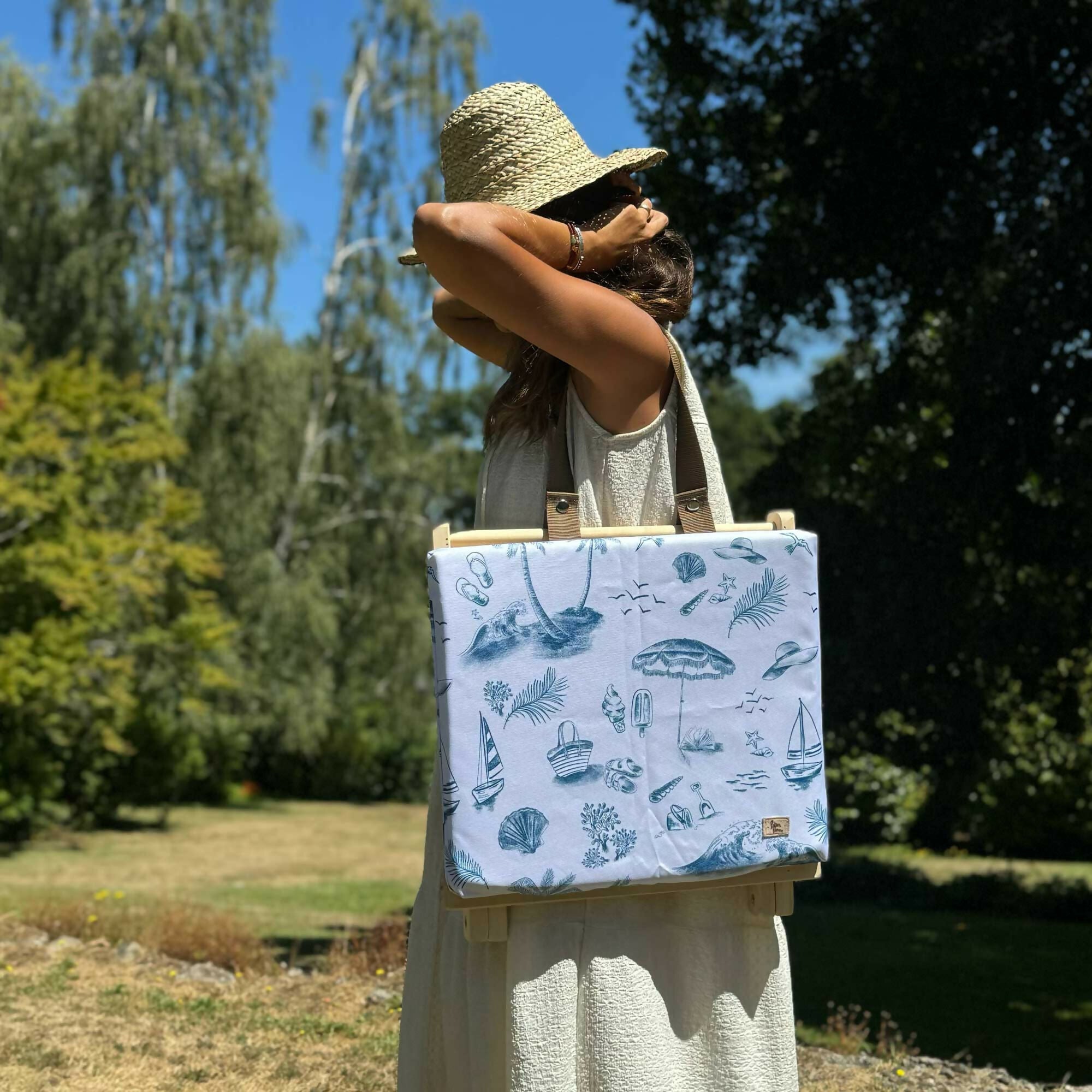 Respaldo-o-reposera-playero-azul-Paper-Home-04