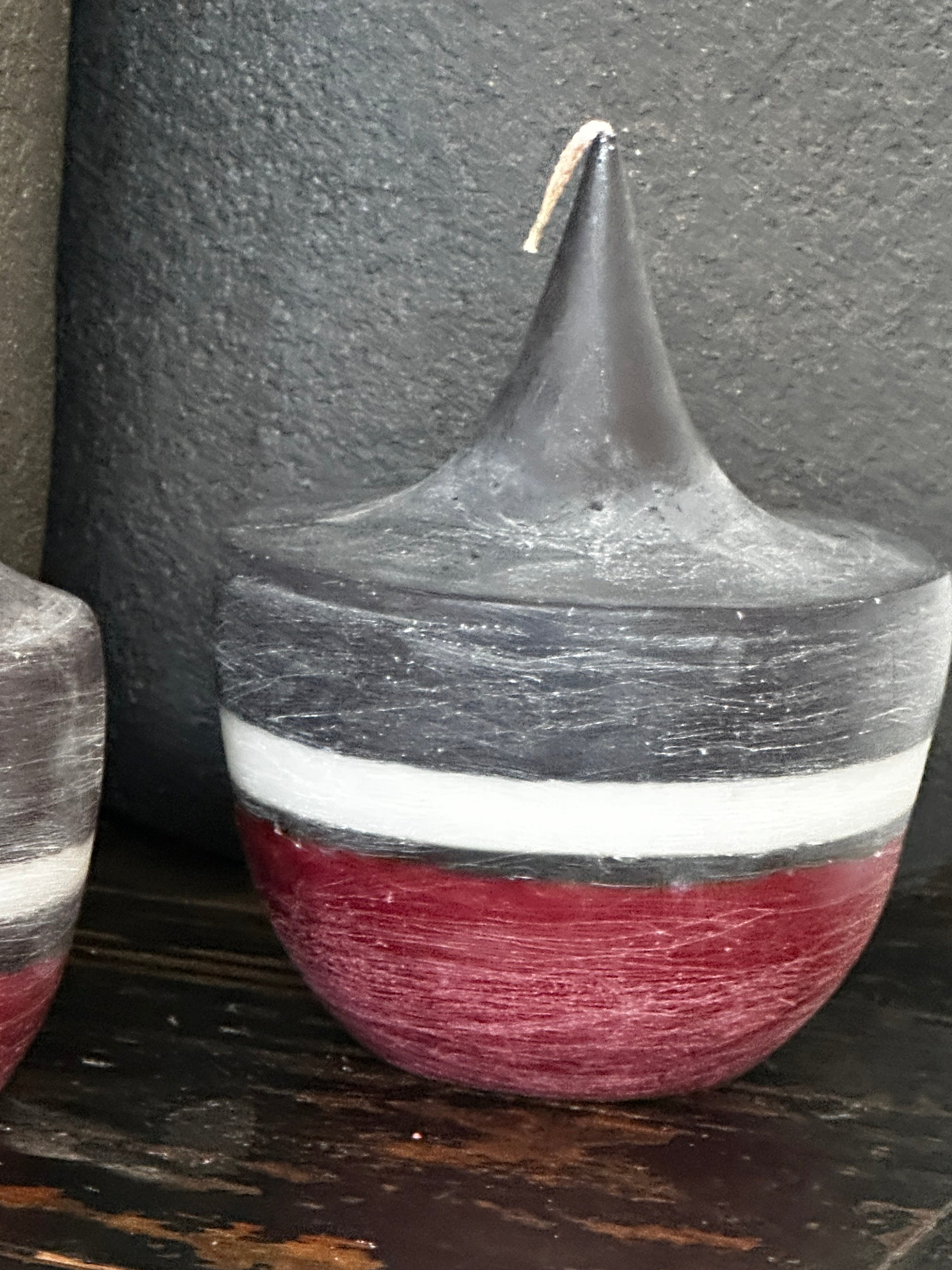 Vela Trompo 3 Colores Grande – Onas-Selk'nam