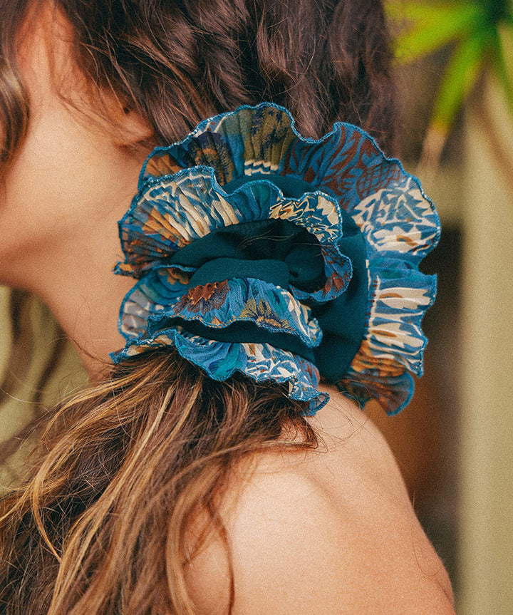 BambaBambitaColetScrunchieEsmeraldaTribal2.jpg