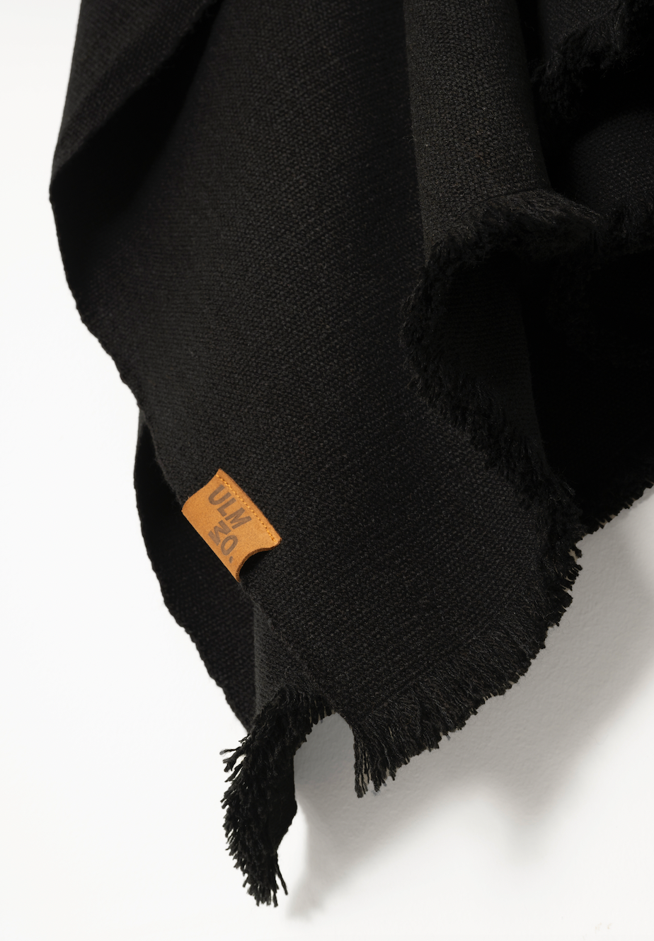 Poncho Tradicional Lana - Negro