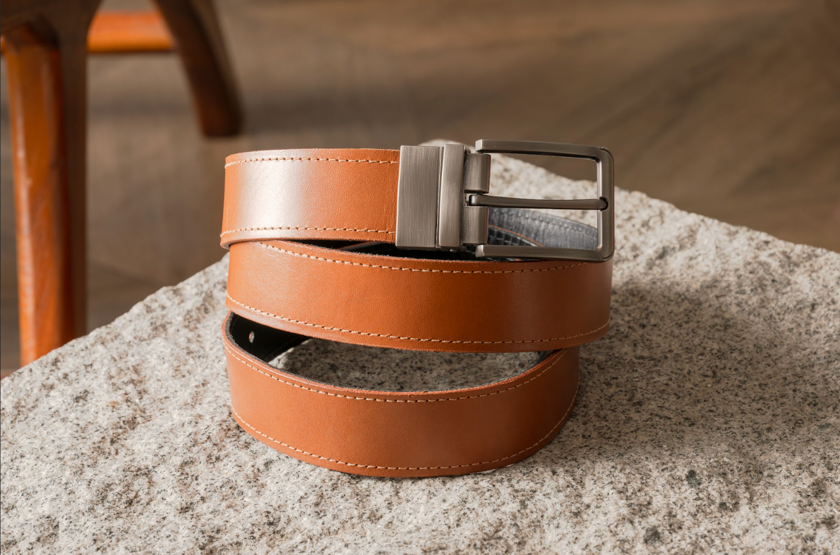 Cinturón Reversible ULMMO 100% Cuero Graso Negro y Café – Hecho a Mano en Chile