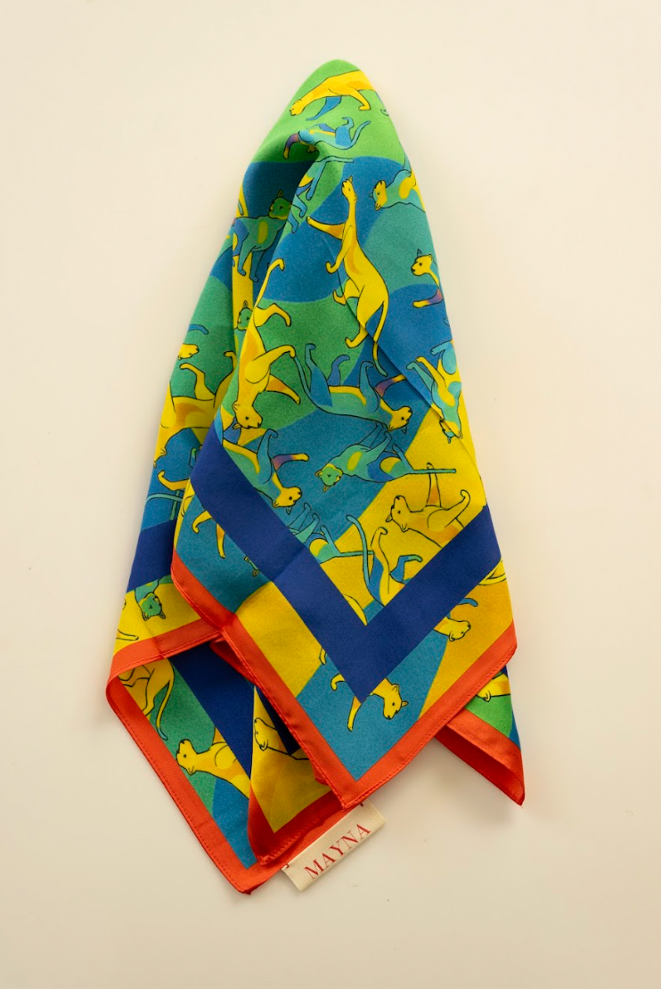 PAÑUELO  100% SEDA NATURAL MAYNA - PUMAS