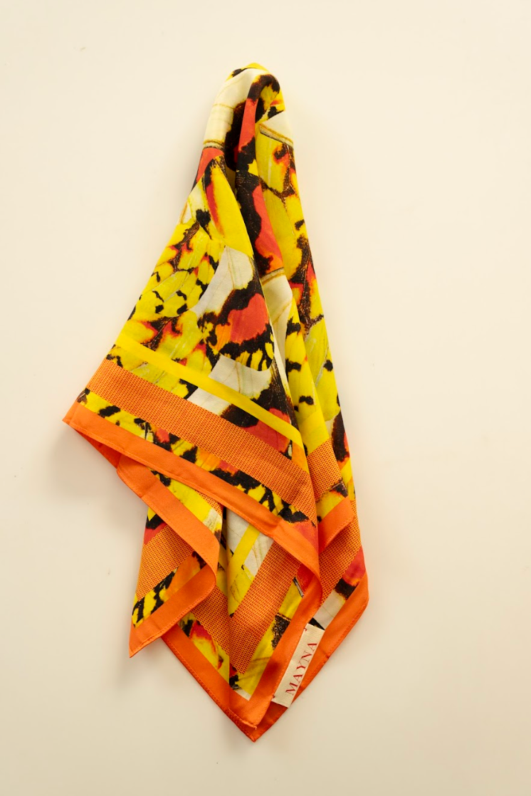 PAÑUELO 100% SEDA NATURAL MAYNA- MARIPOSAS