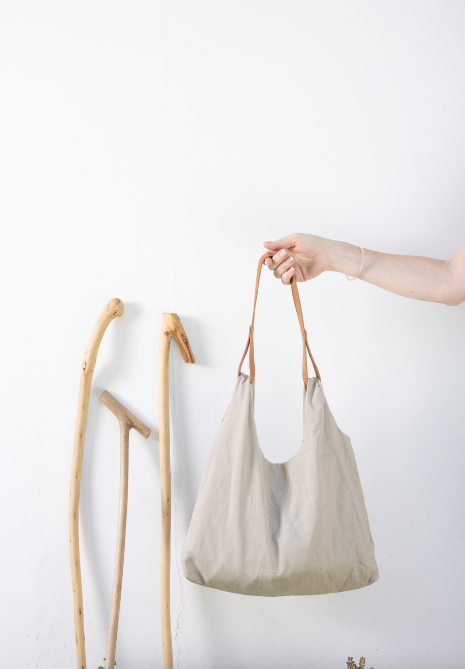 Cartera 100% lino beige con forro beige y cierre