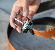 Cinturón Reversible ULMMO 100% Cuero Graso Negro y Café – Hecho a Mano en Chile