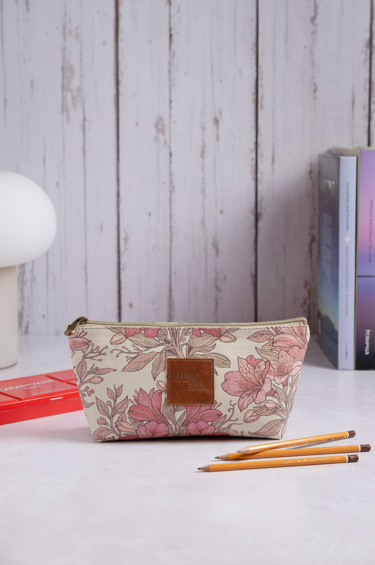 Estuche impermeable flores M