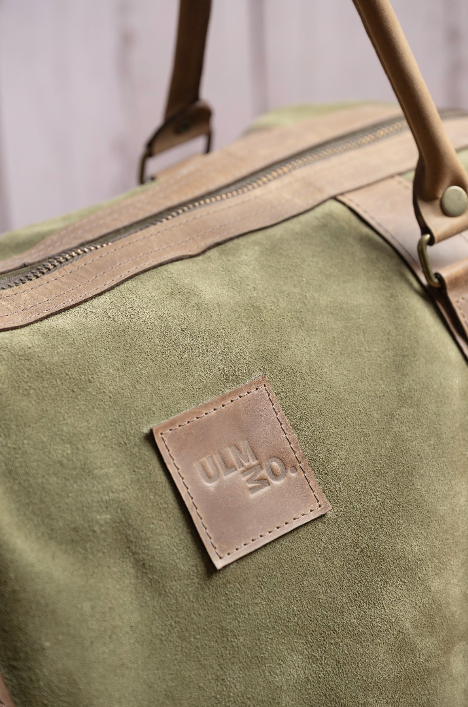 Bolso ULMMO Cuero Reno Verde Musgo Con Mangos de Cuero