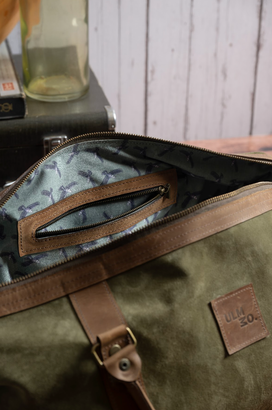 Bolso ULMMO Cuero Reno Verde Musgo Con Mangos de Cuero