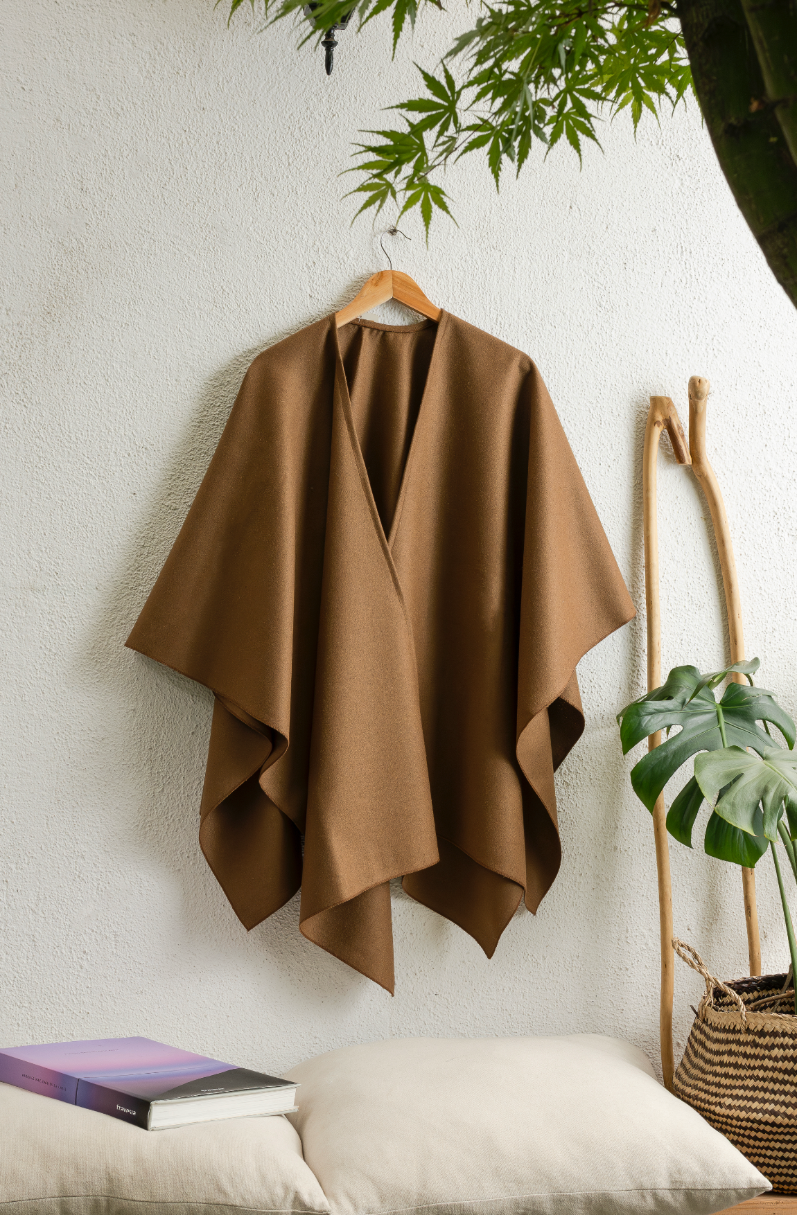 Ruana de Lana Merino Camel
