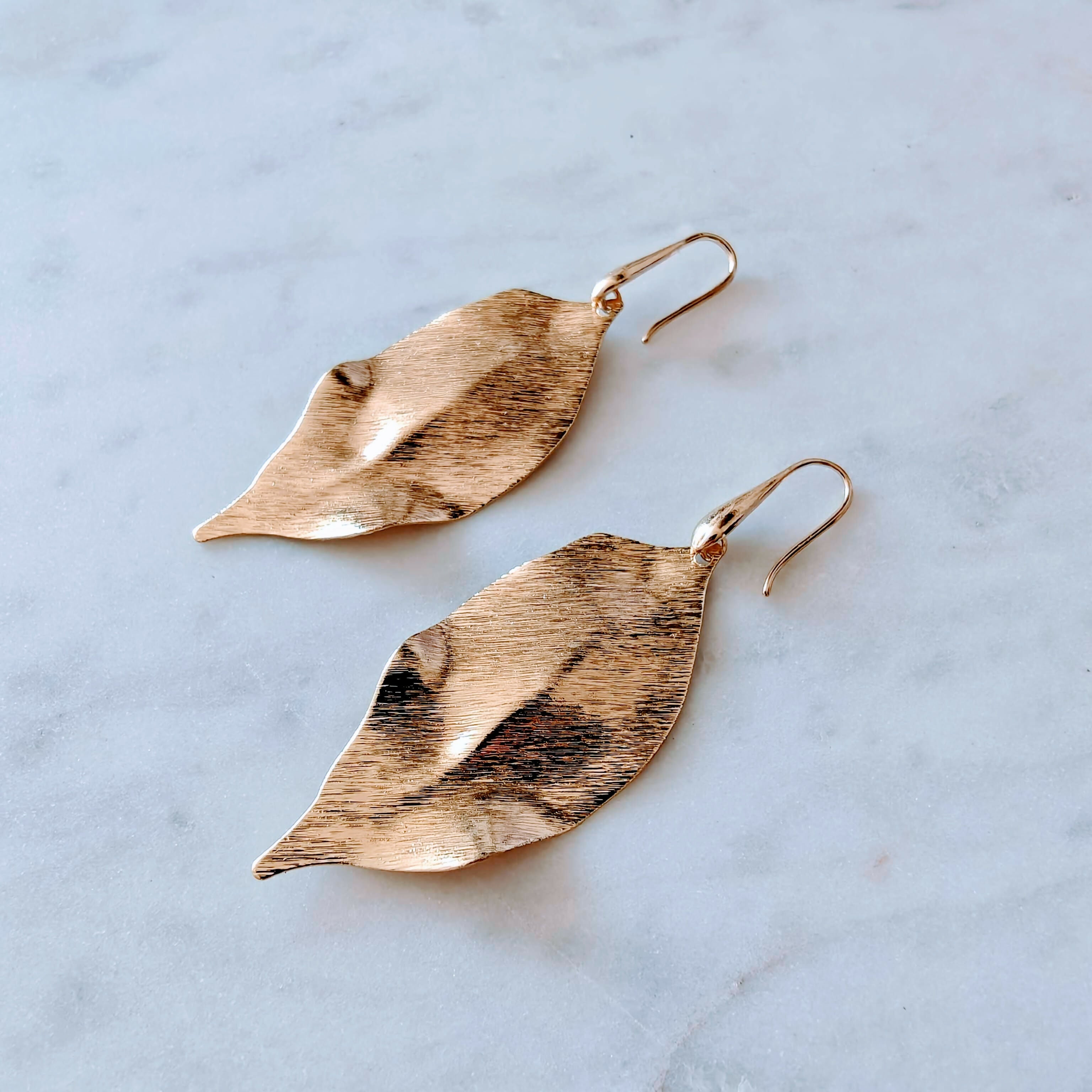 Aros Hojas bañadas oro mate