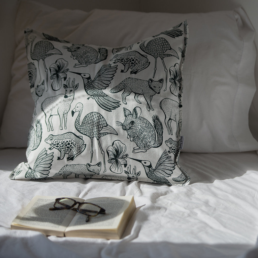 Funda de Cojín Fauna de Chile - Petróleo - Hued hued