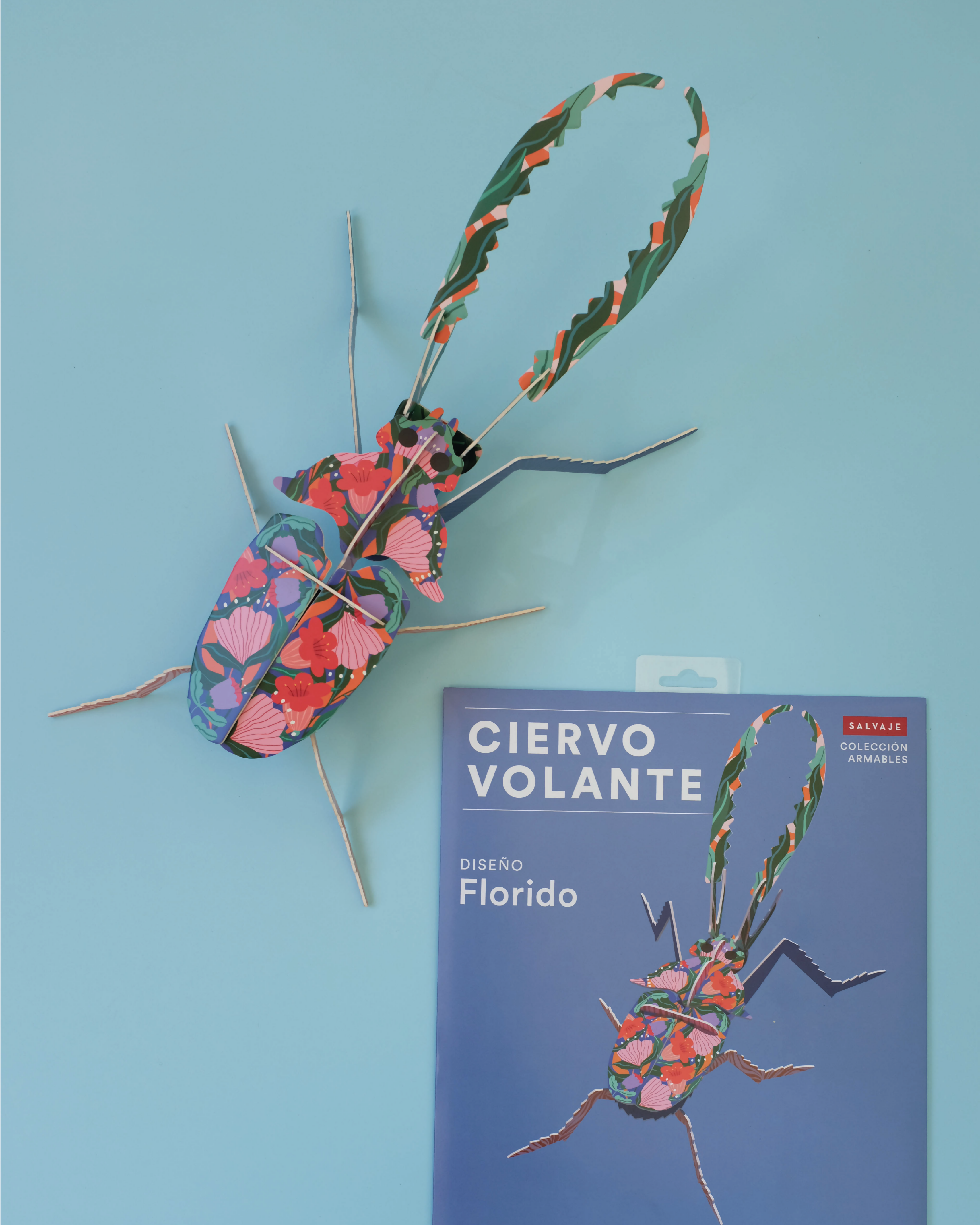 Ciervo volante para armar