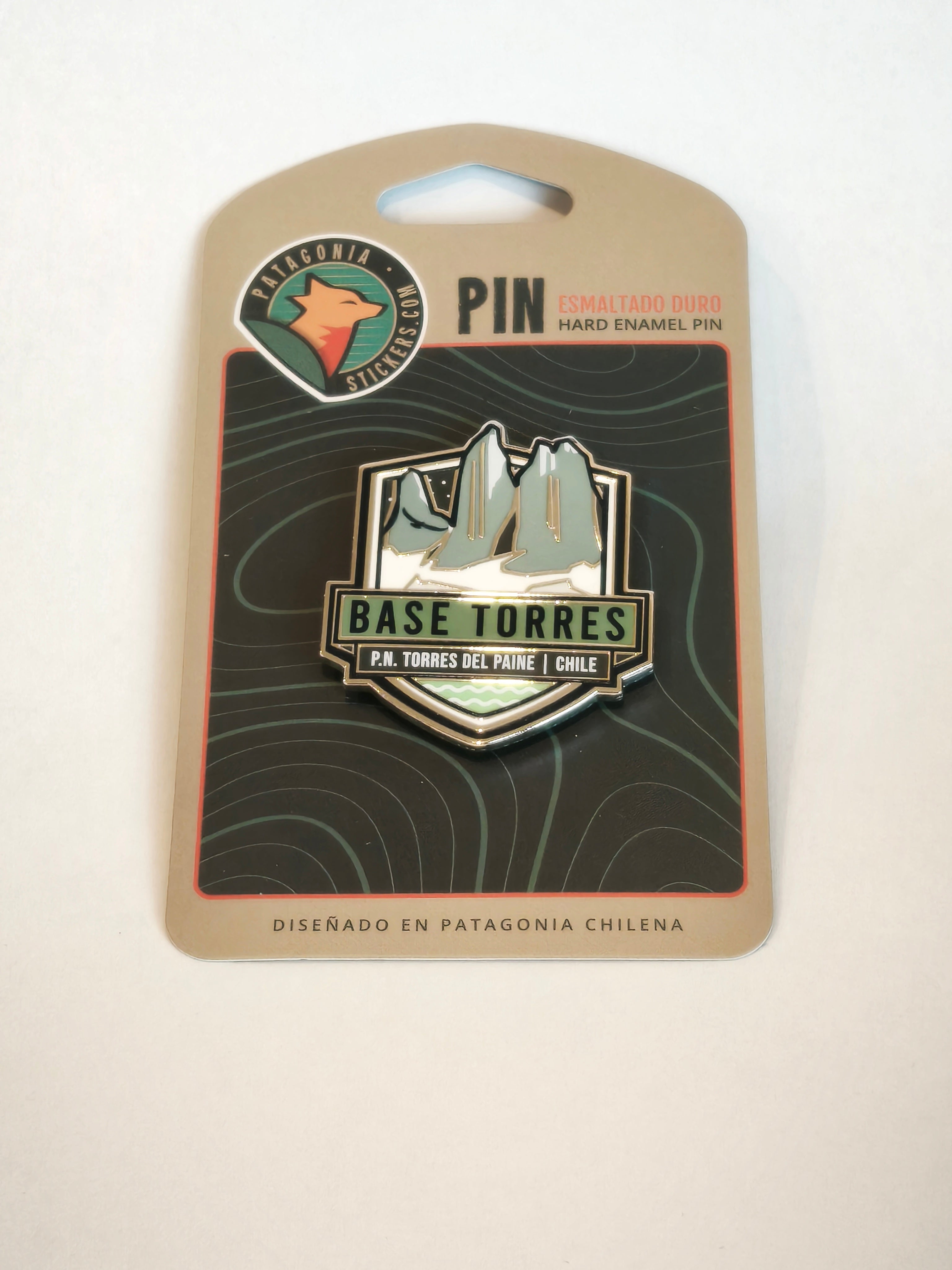 Pin Base Torres - Creado en Chile