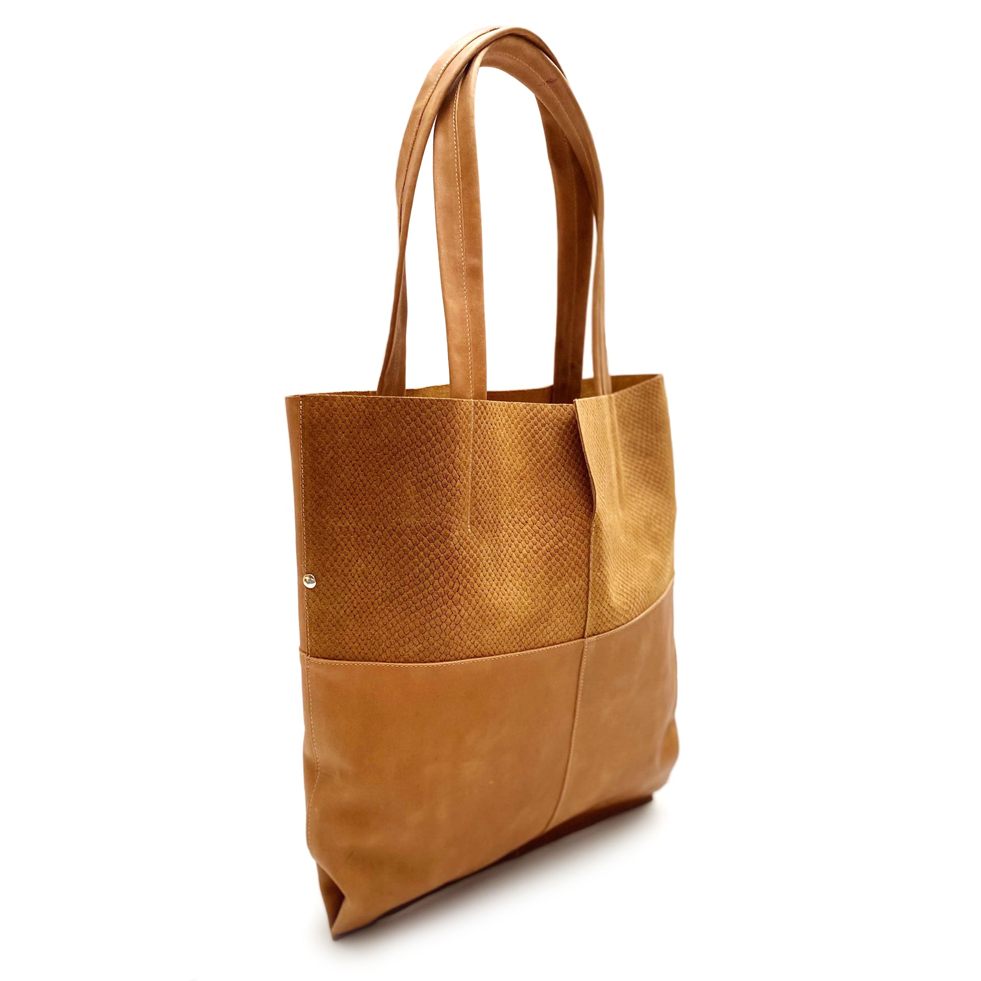 Cartera de cuero modelo COCO Tostado