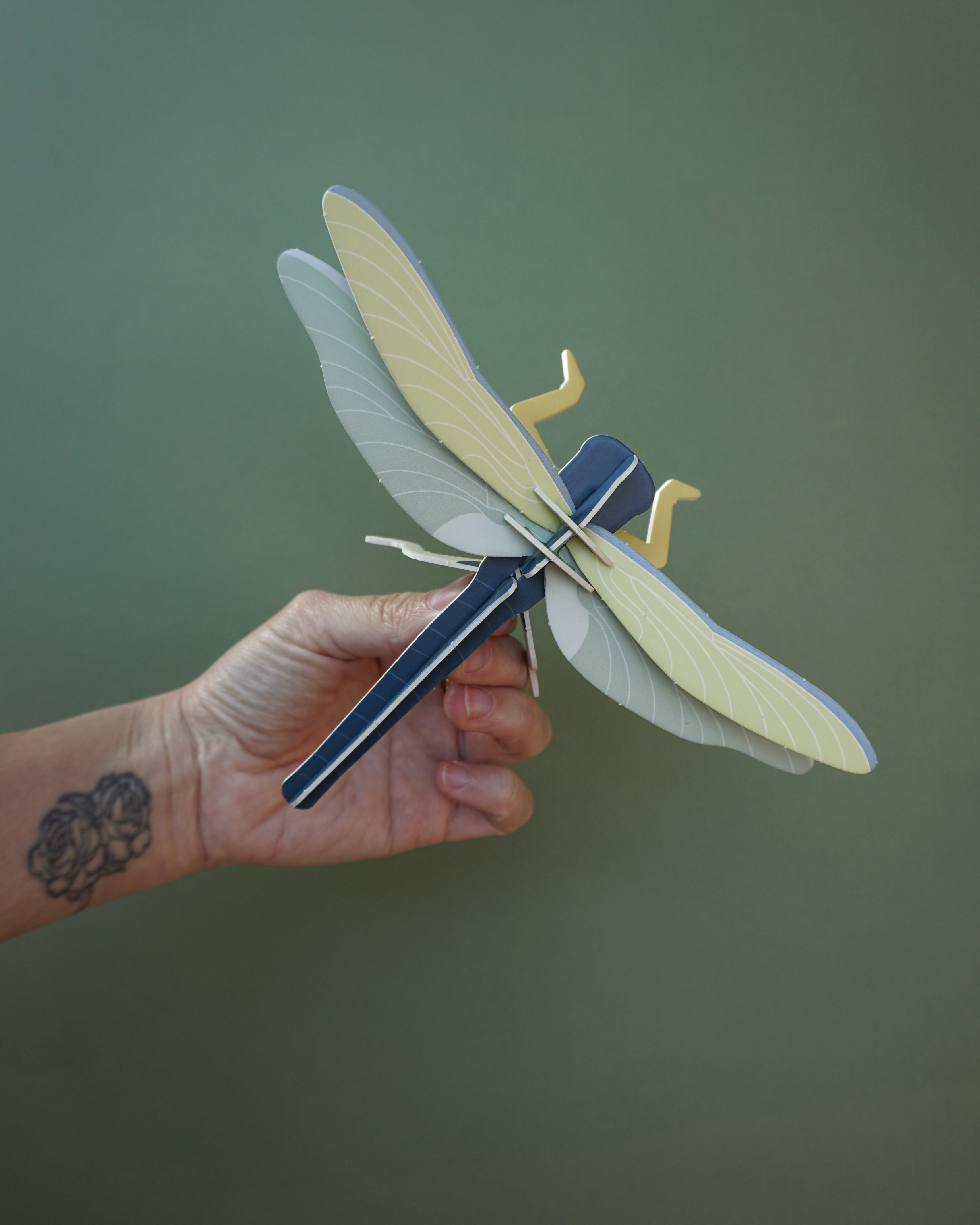 Libélula / Matapiojos para armar