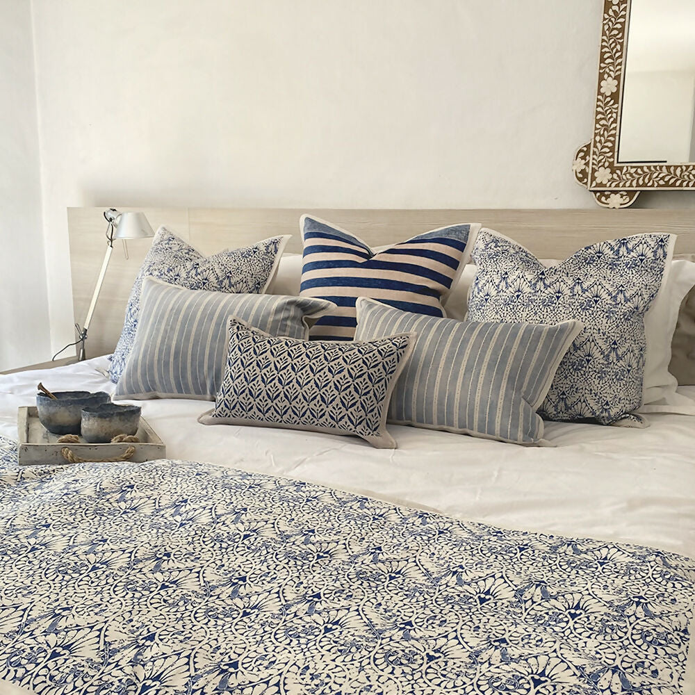 Cojín Lineas Celeste - 60 x 40