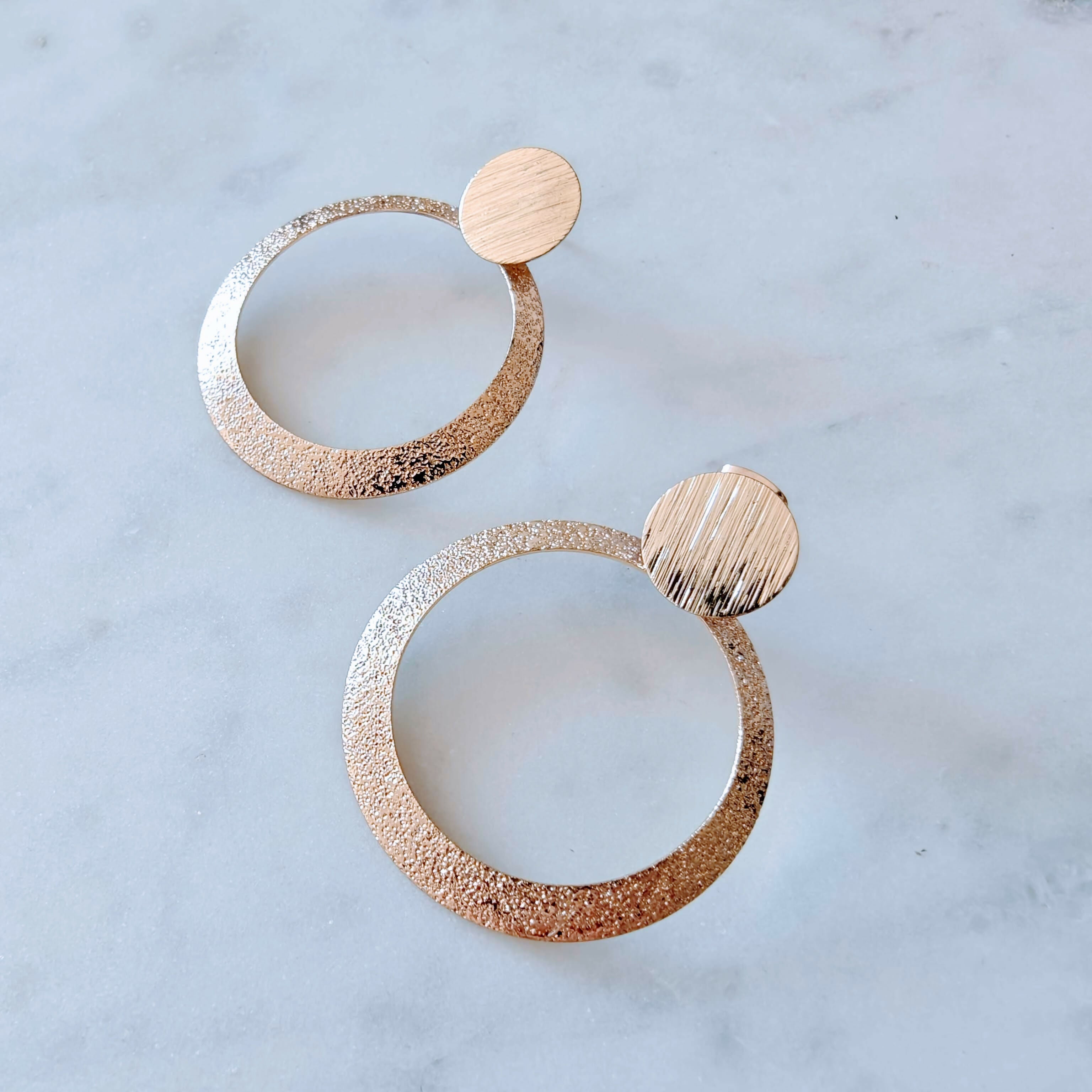 Aros O Bañados en Oro mate