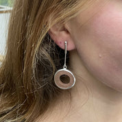 Gira Disco_Café rojizo