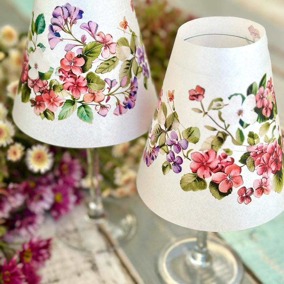 pantalla Plato Flores Antiguo