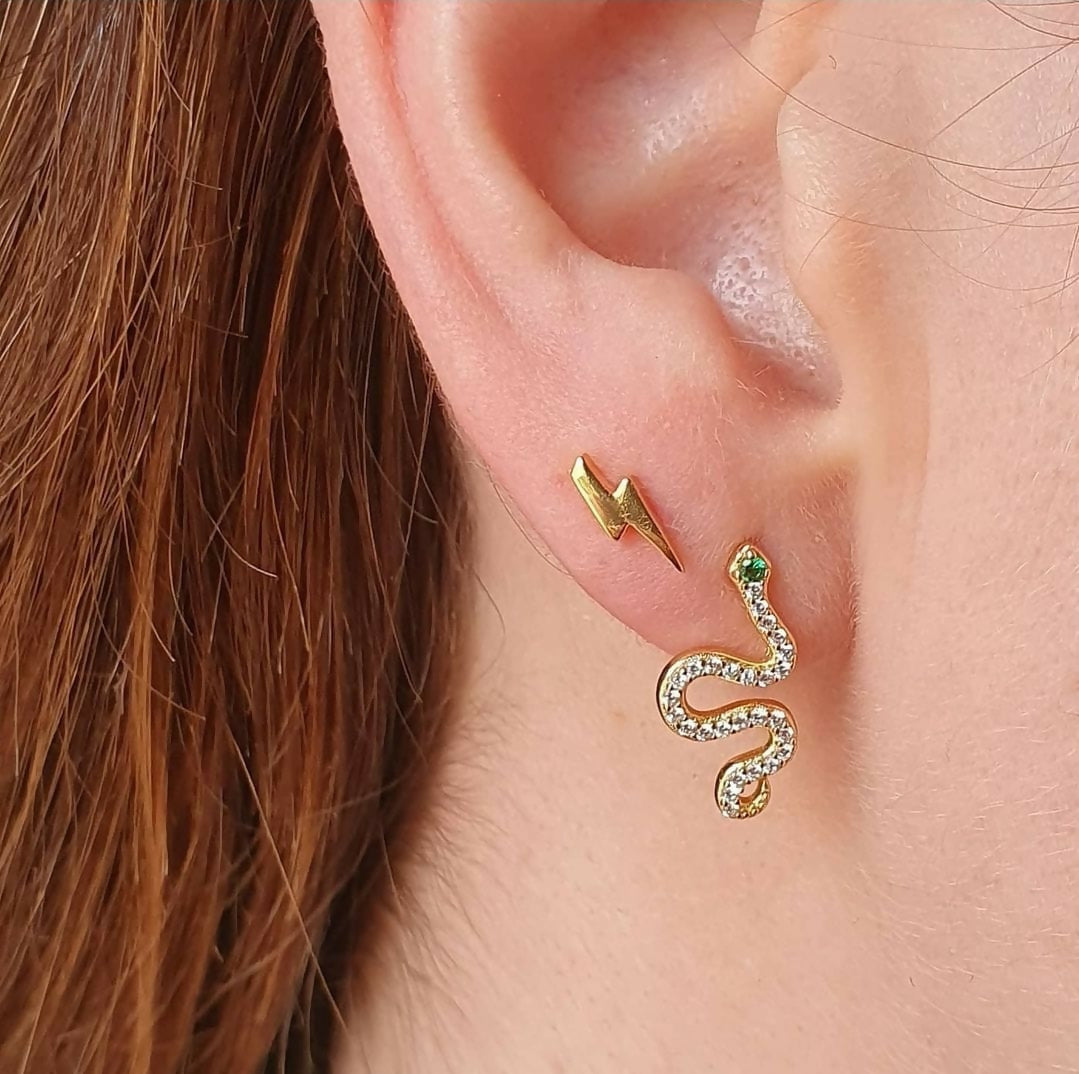 Aros serpiente con circones baño oro