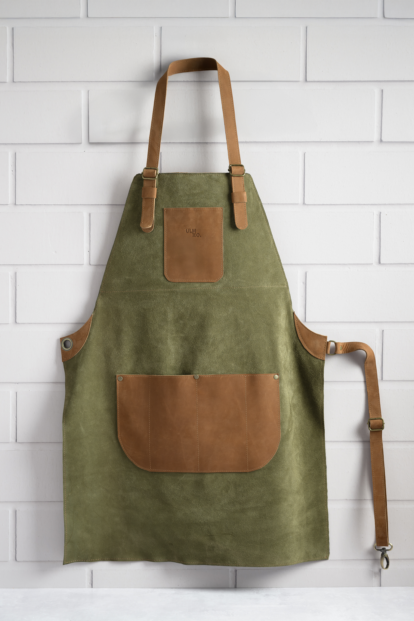Pechera Cuero Reno Verde Musgo con Bolsillos Cuero