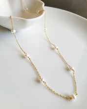 Collar varias perlas Baño oro