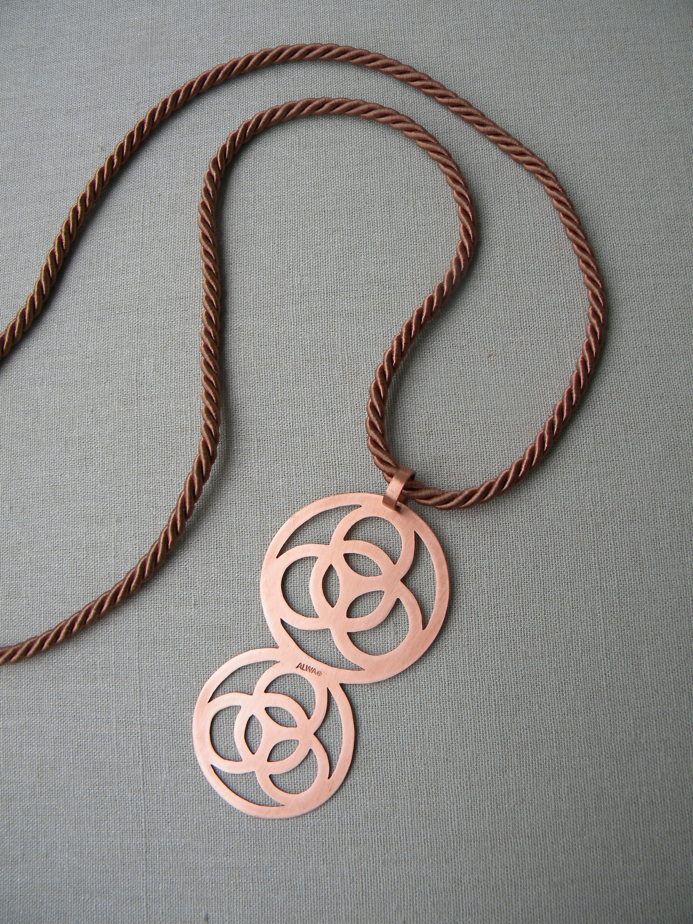 COLLAR COBRE SEDA LARGO MULTICIRCULO GRANDE