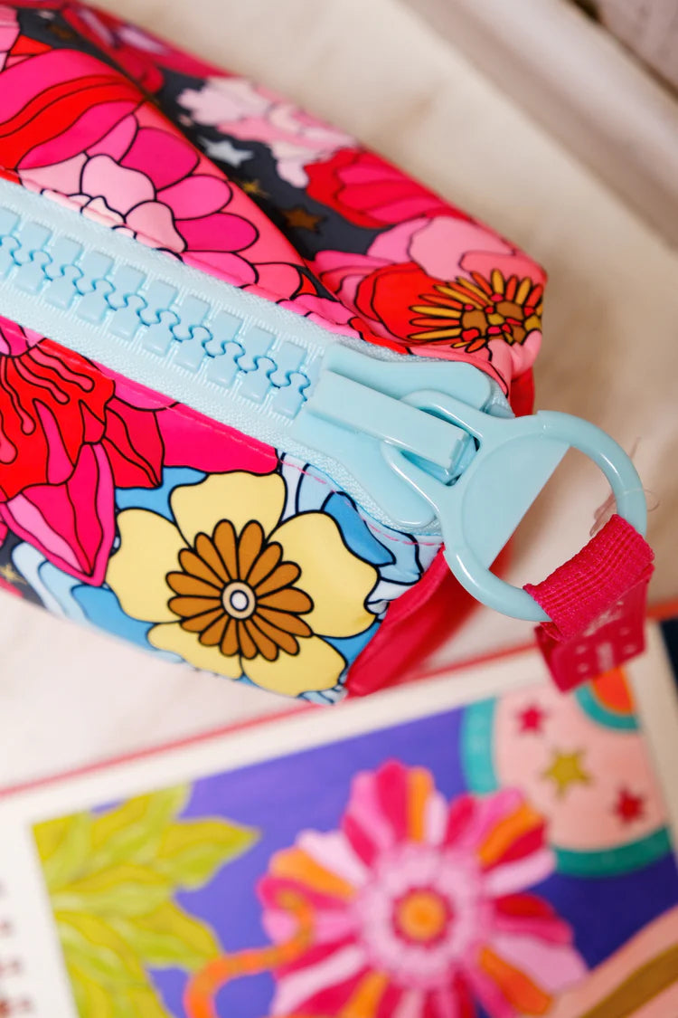 ESTUCHE FLOWERS - Creado en Chile