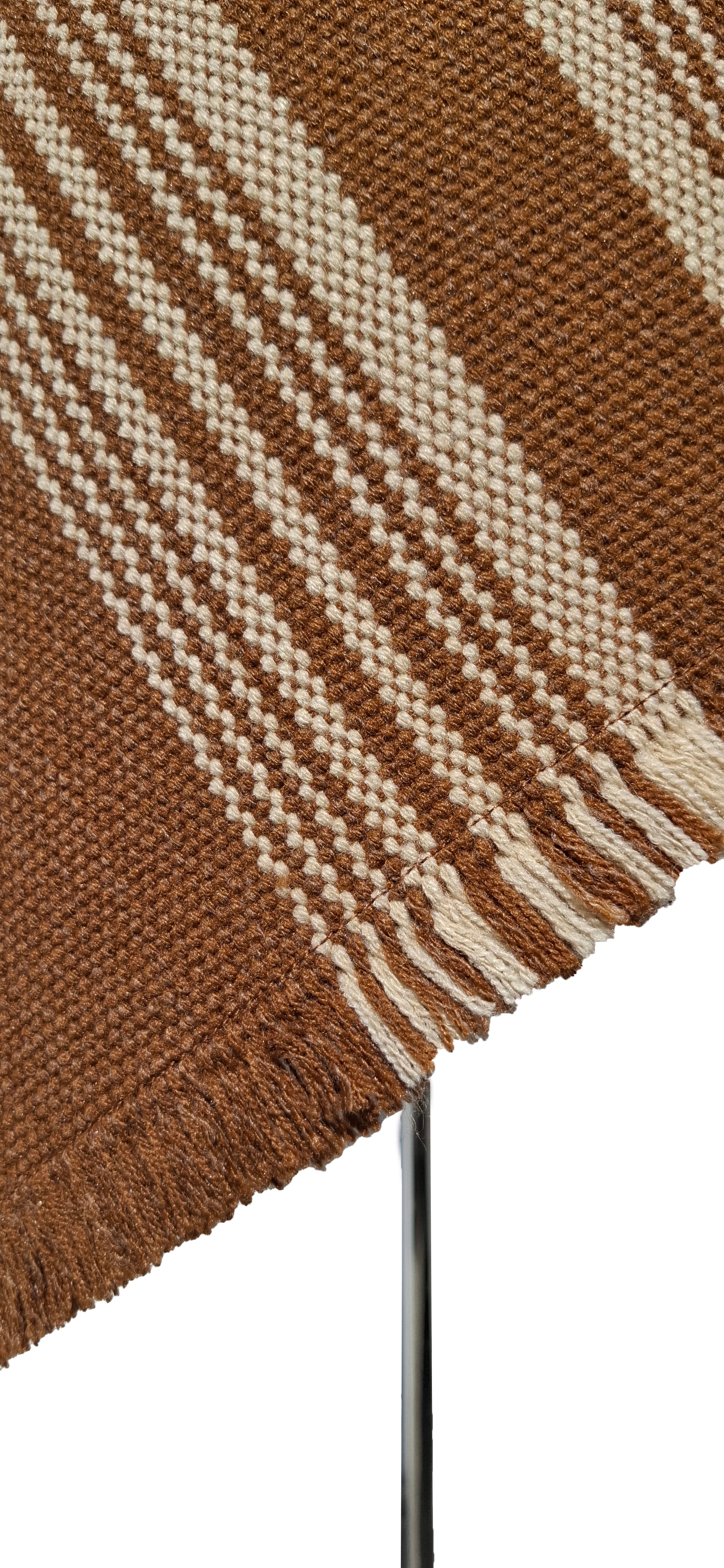 Poncho Tradicional Lana - Camel con Líneas Crudo