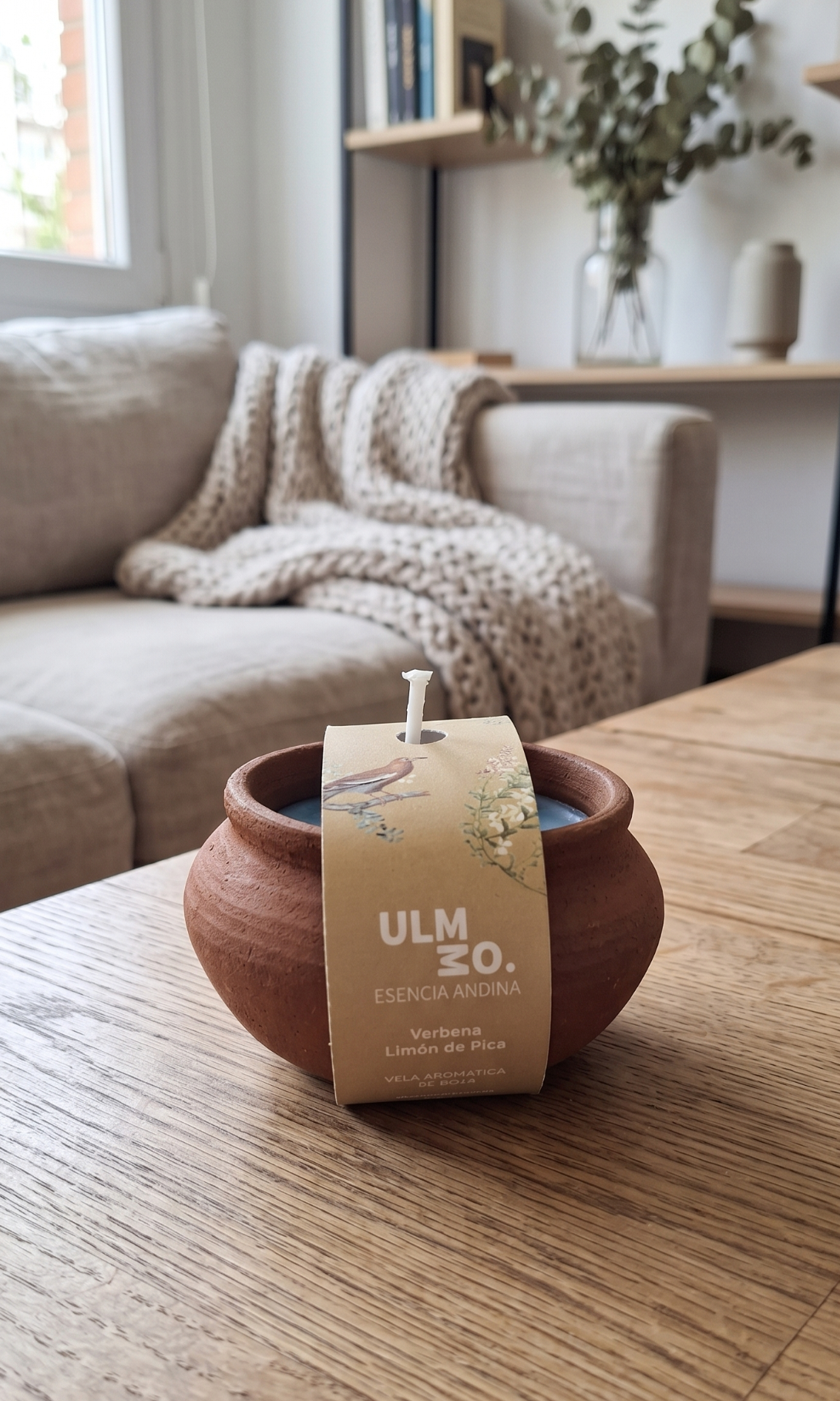 Vela Artesanal en Greda Verbena y Limón de Pica chica – Esencia Andina, Ulmmo