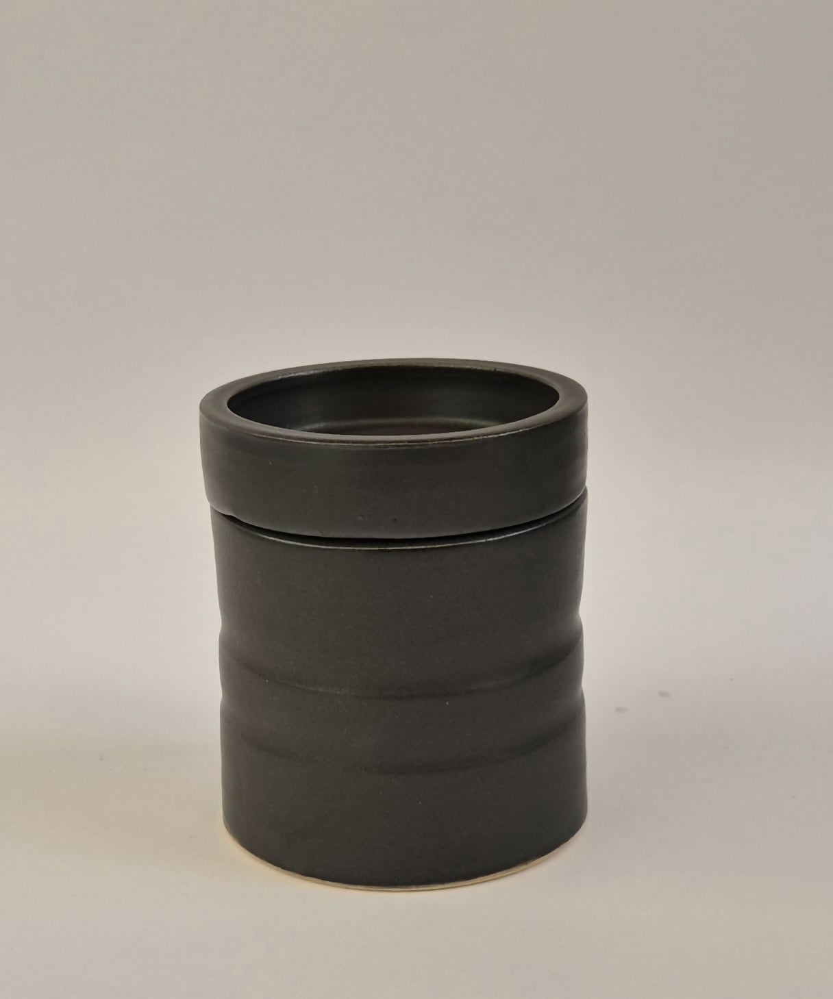 Mantequillera Francesa Negra