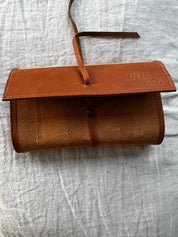 Juego de Cartas y Dominó Aysén - Cuero Carpincho Tostado