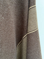 Ruana diseño Mapuche con Capucha - Lana y Alpaca -  Café moro con Beige