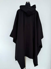 Poncho Tradicional con Capucha -  Lana y Alpaca  - Negro