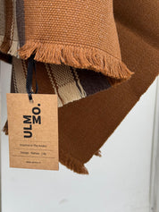 Poncho Tradicional Lana - Camel con Líneas Café