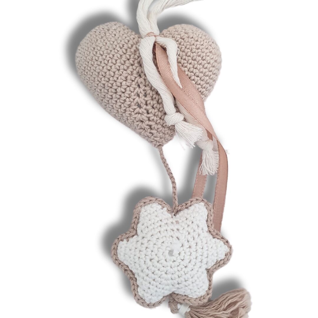 Cunero Corazón y Flor de Crochet