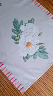 Camino de Mesa Arena – Colección “Creado x Caro Ruiz”