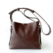 Cartera de cuero modelo PAULA Café