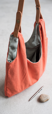 Cartera 100% lino Sandia con forro gris y cierre