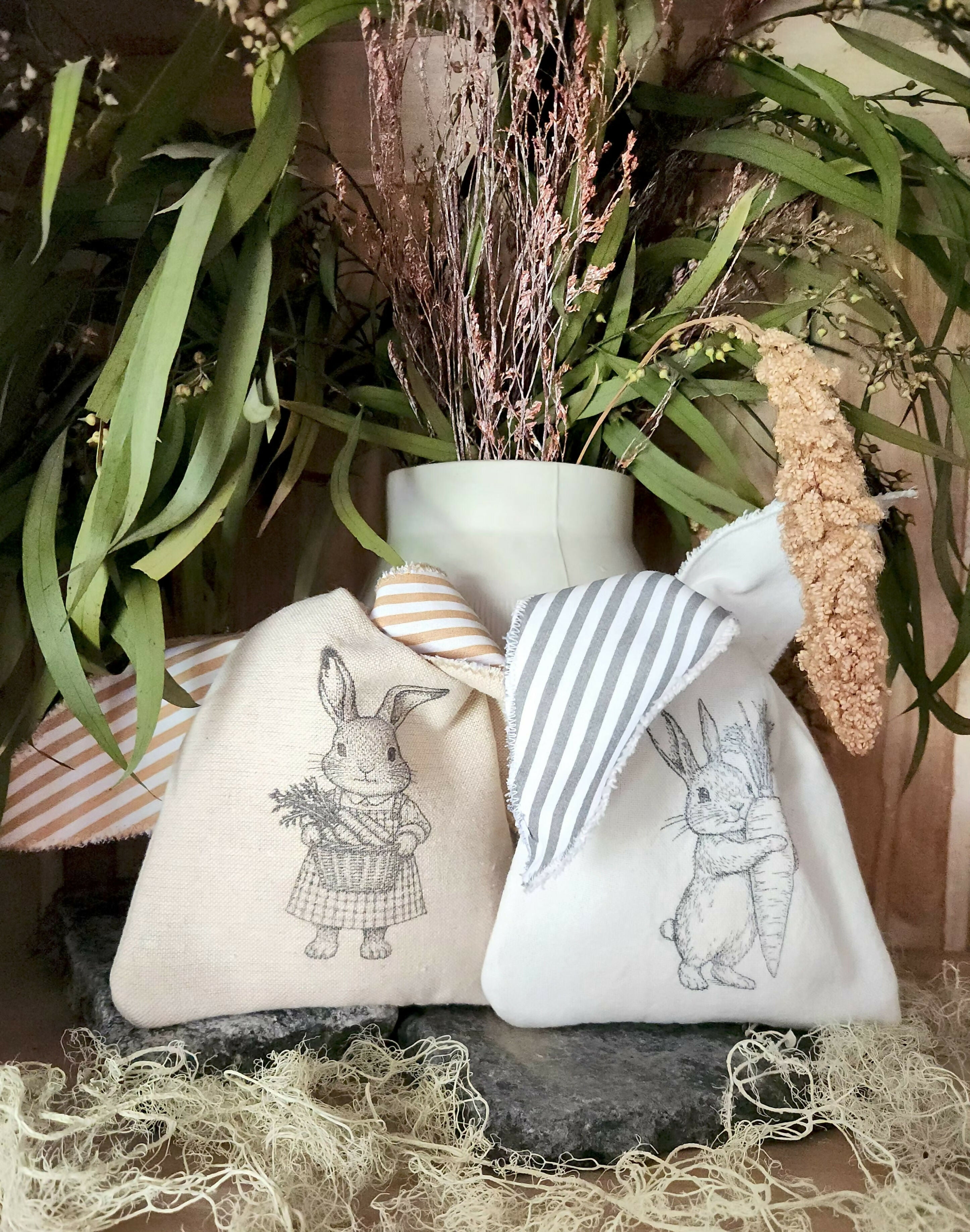 Bolsita de lino Pascua de conejitos Blanca